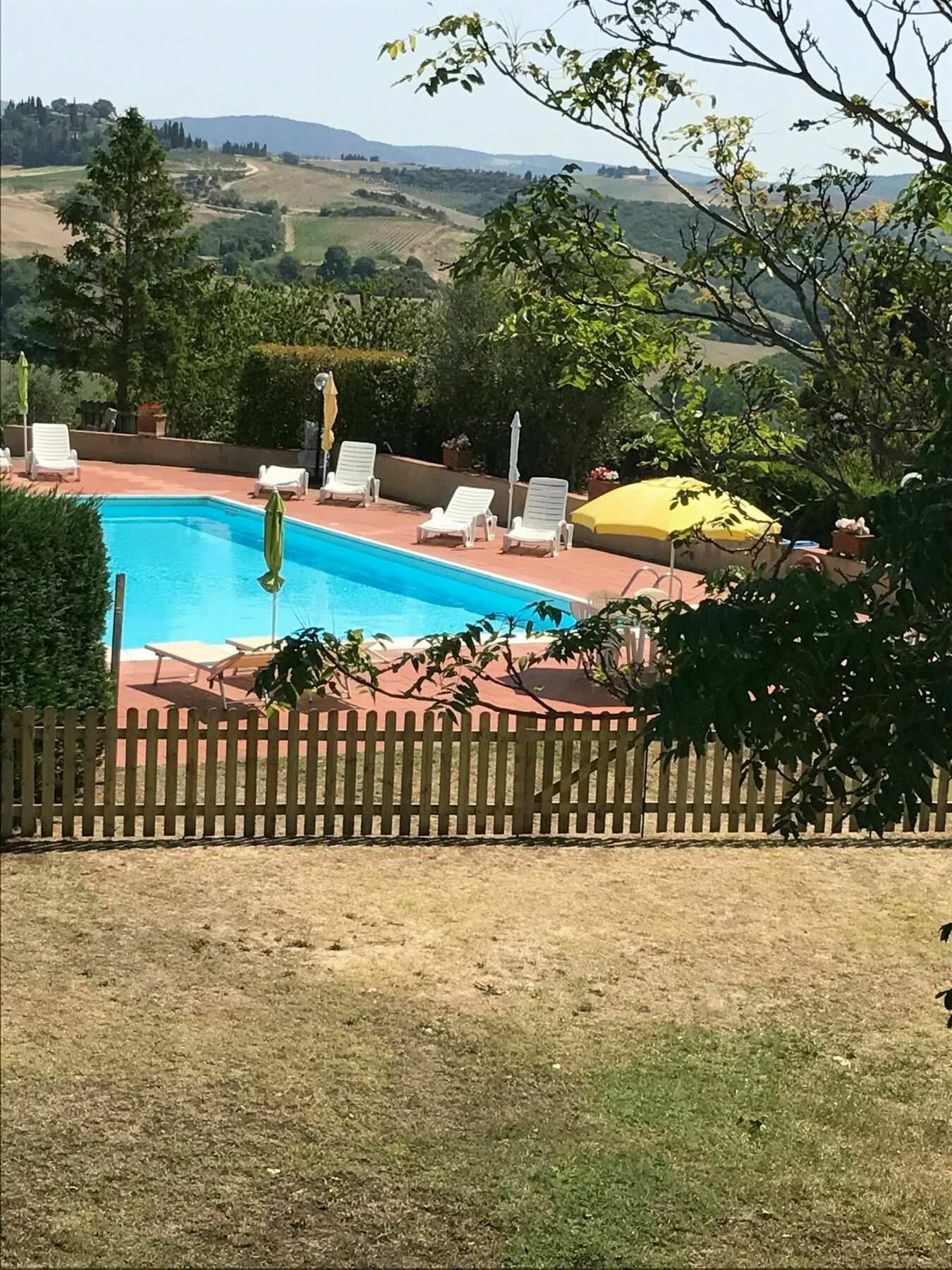 La Canonica San Giovanni dʼAsso Exteriör bild